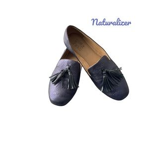 Naturalizer Women Leather Navy Loafer Tassel Side-in Shoes - Size 7.5